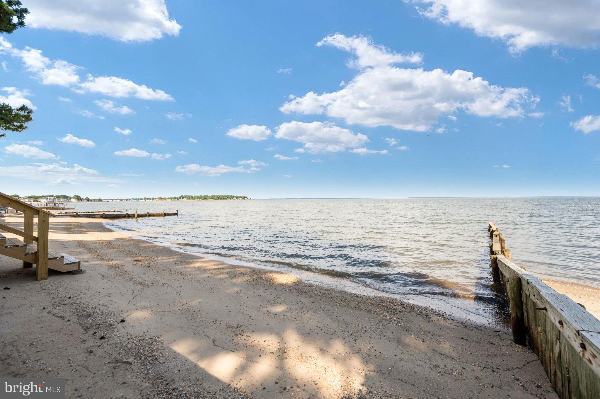 62 SHORE DRIVE