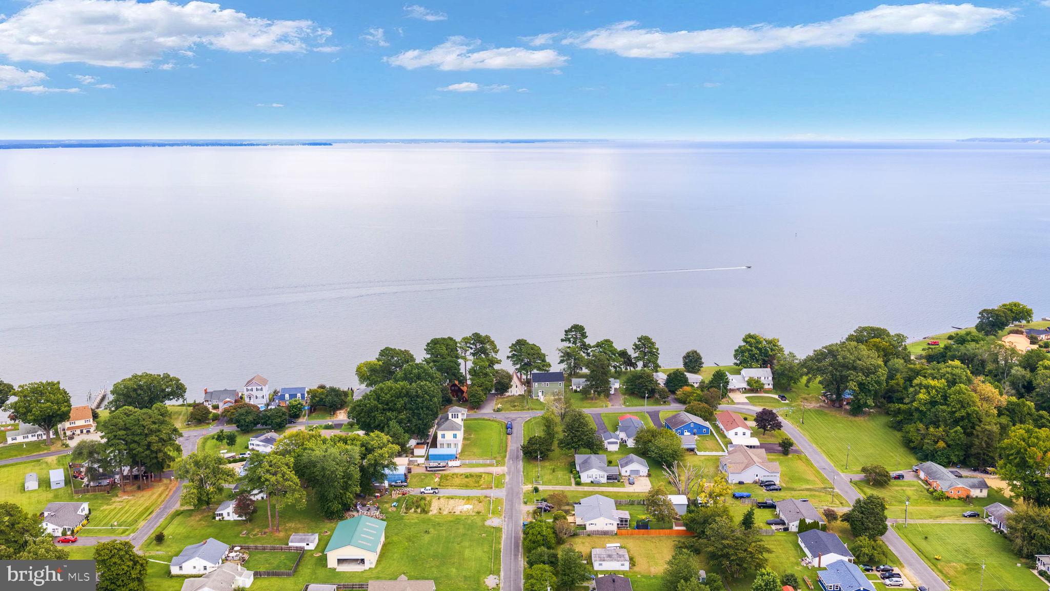 62 SHORE DRIVE
