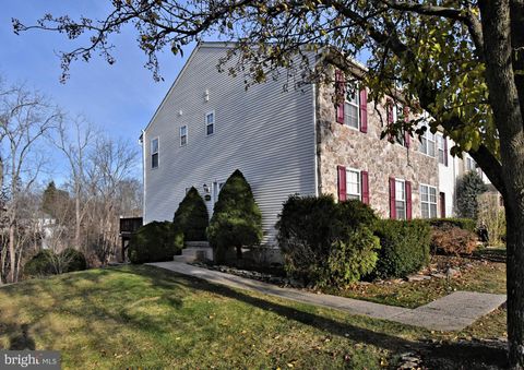 974 DOGWOOD LANE COLLEGEVILLE PA 19426