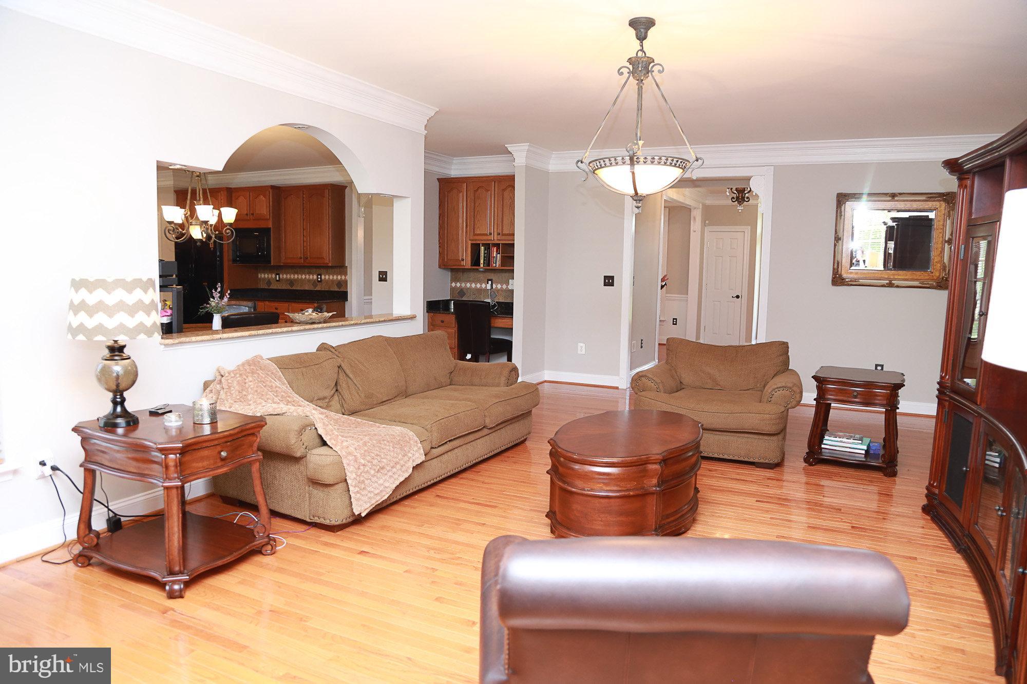 PEMBROOKE - Residential