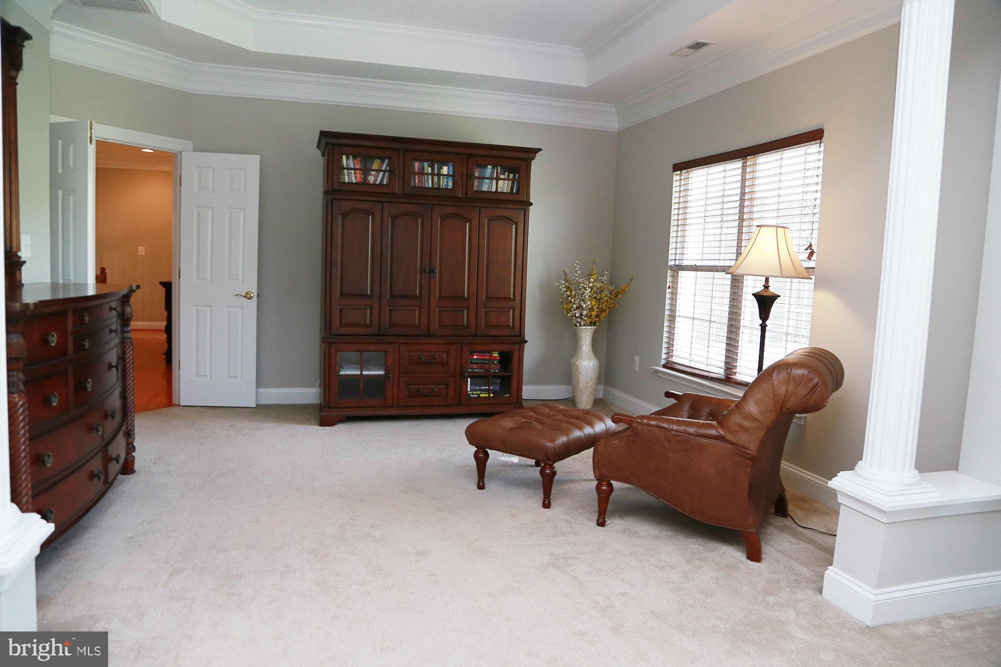 PEMBROOKE - Residential