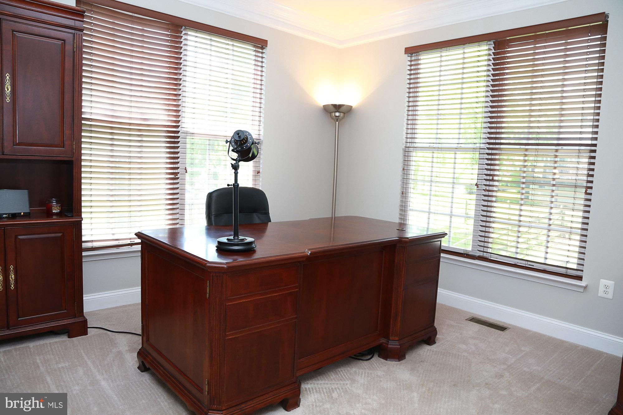 PEMBROOKE - Residential