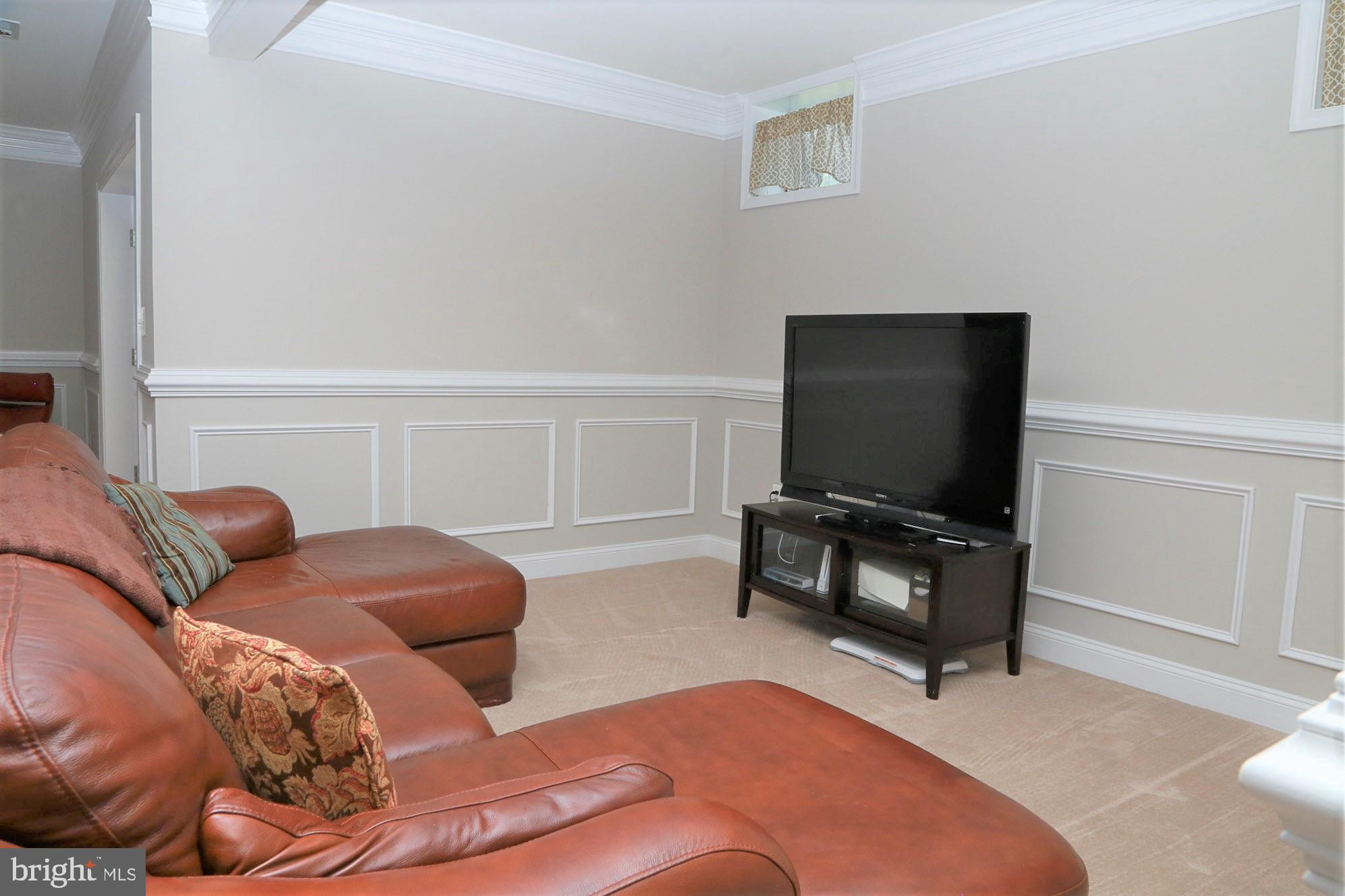 PEMBROOKE - Residential