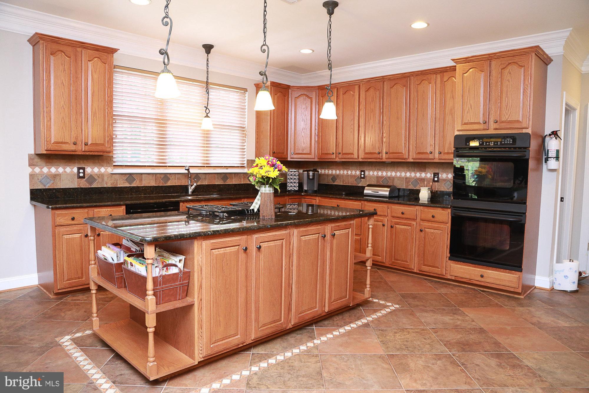 PEMBROOKE - Residential