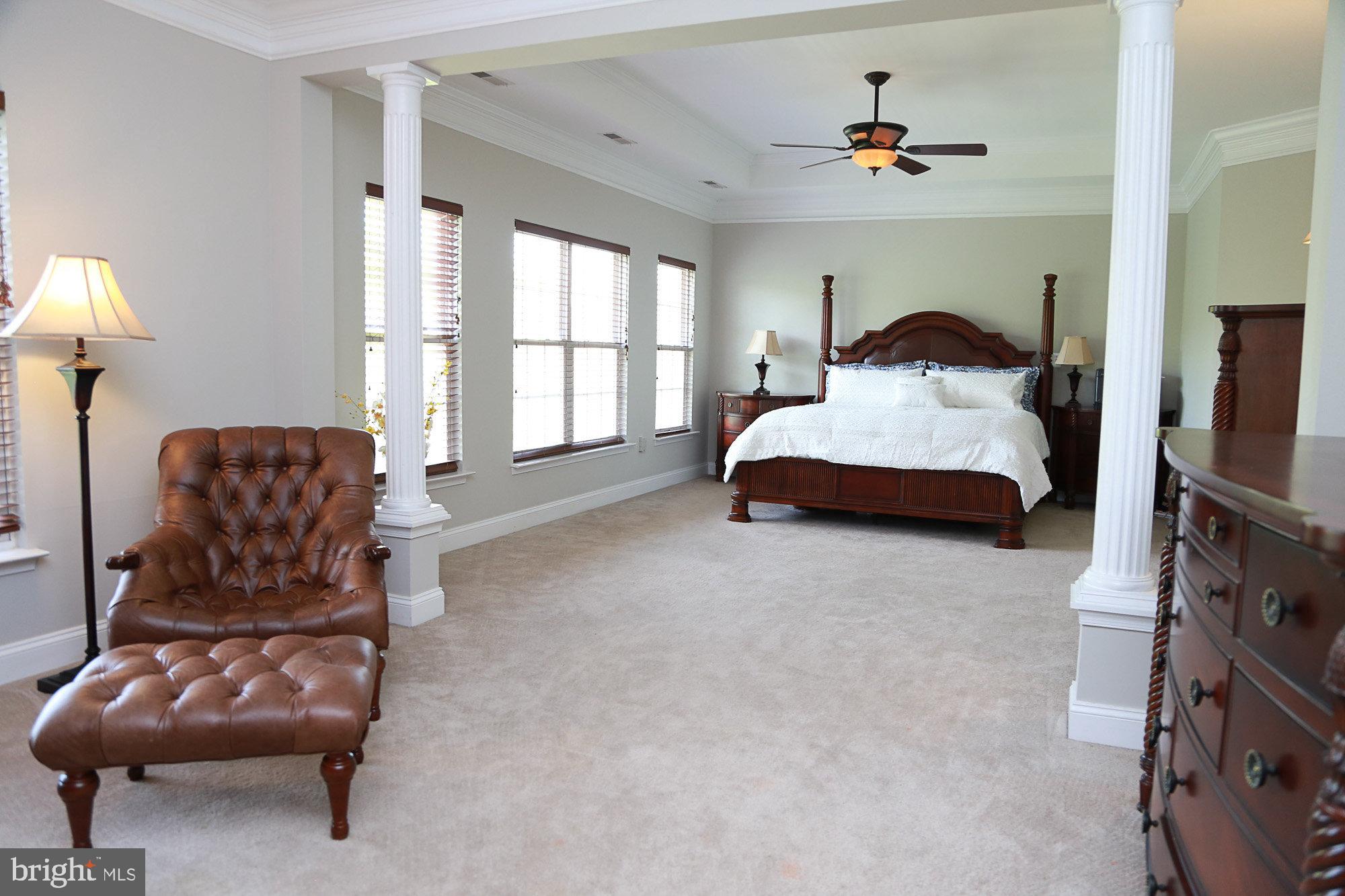 PEMBROOKE - Residential