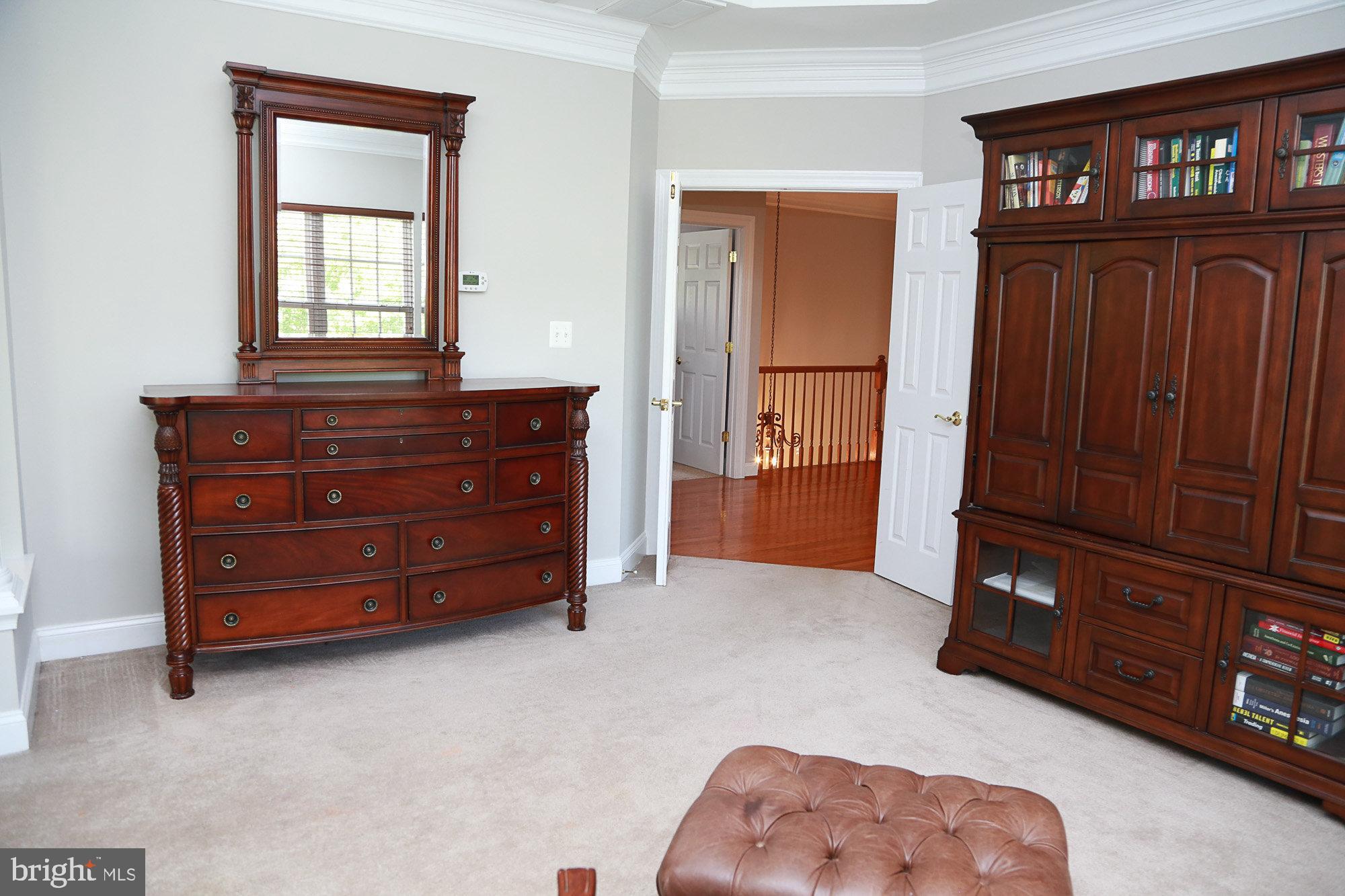 PEMBROOKE - Residential