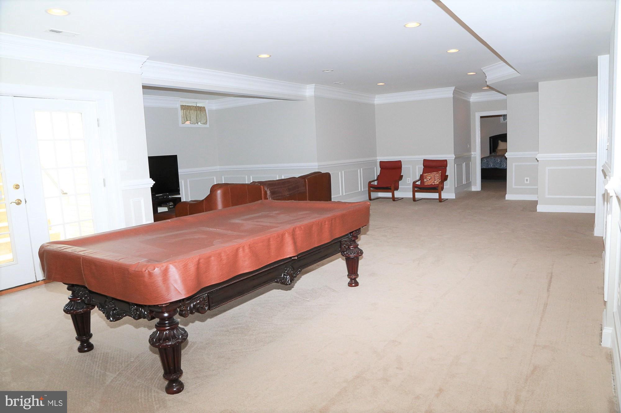 PEMBROOKE - Residential