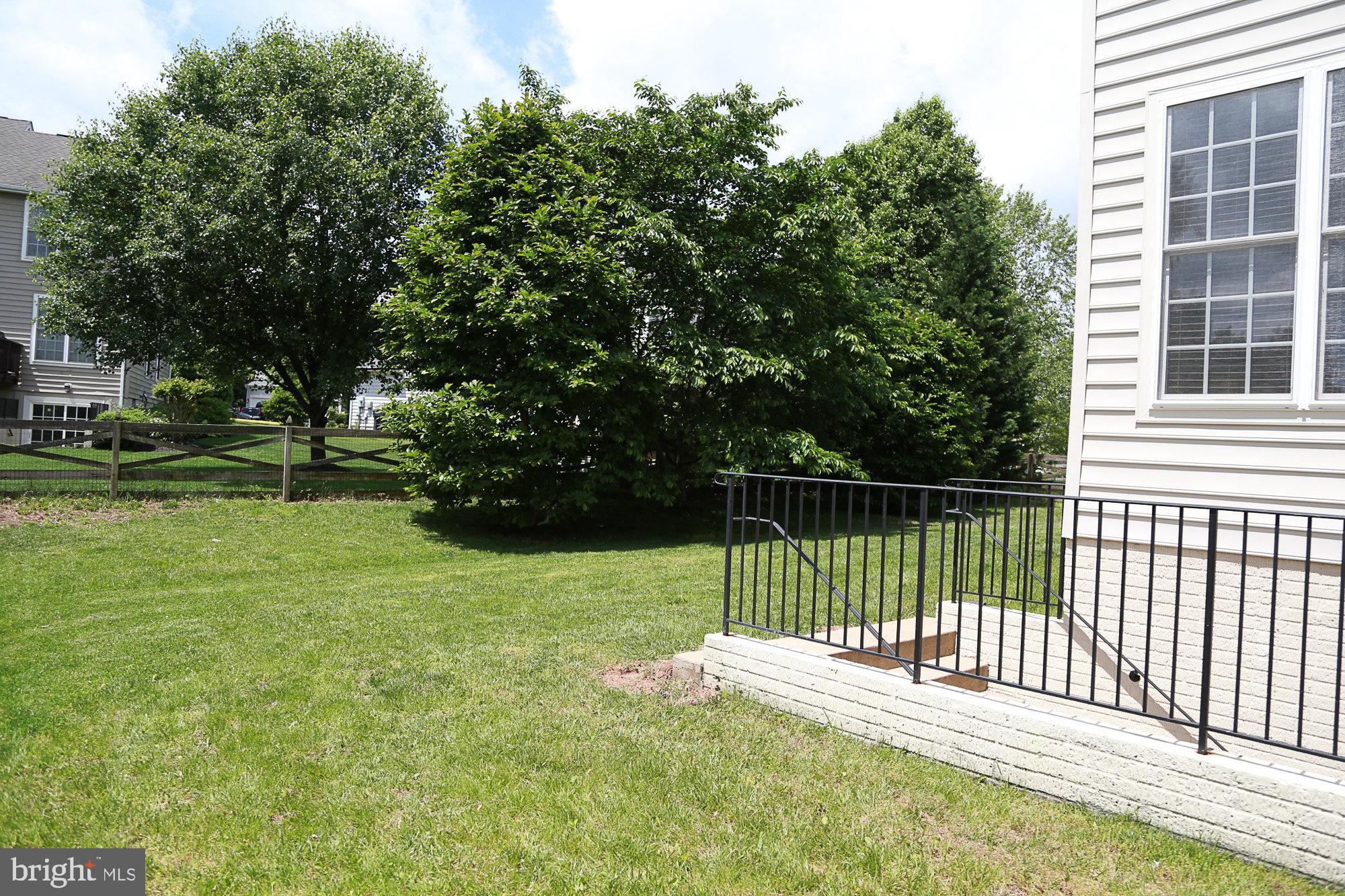 PEMBROOKE - Residential