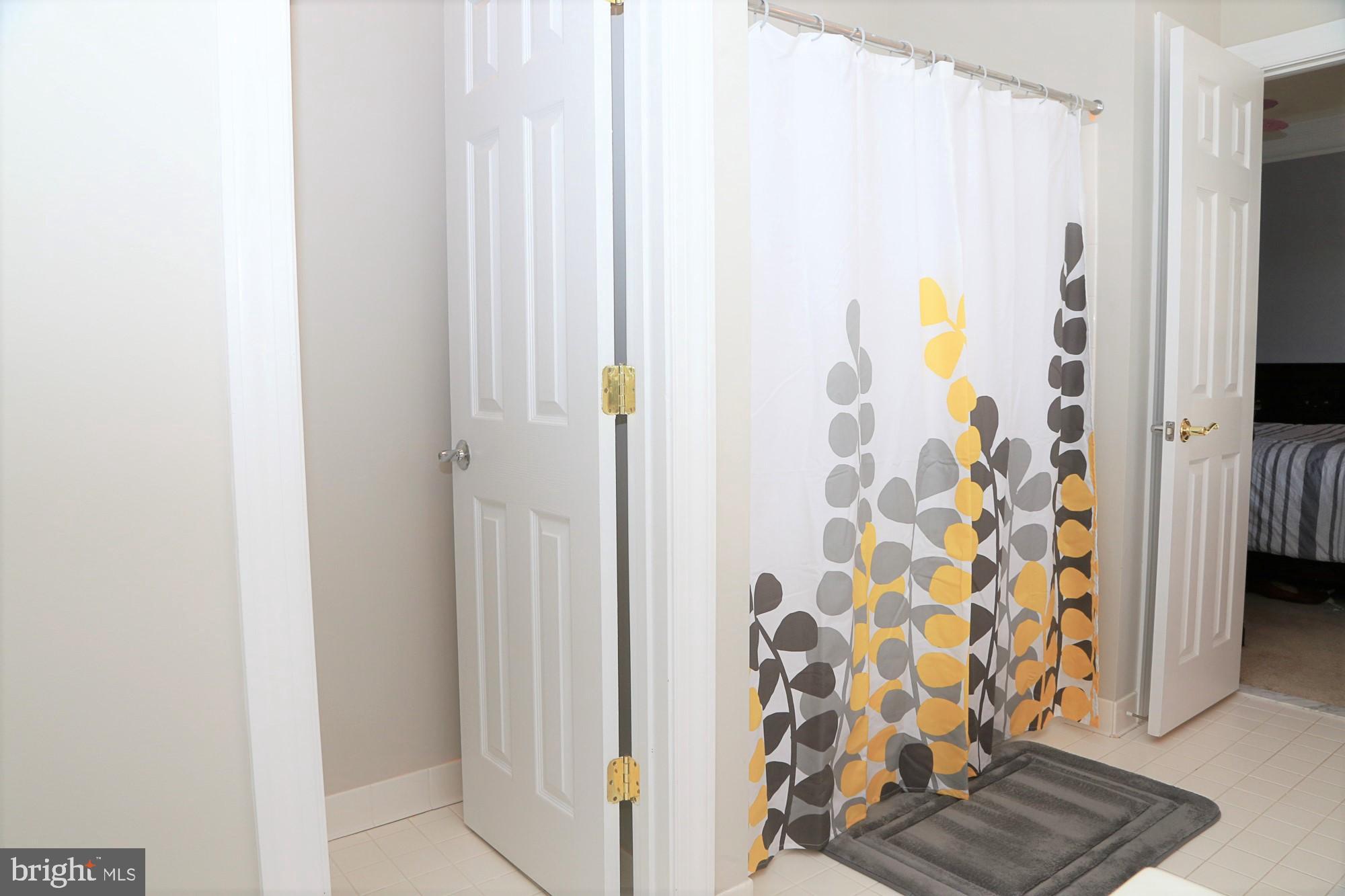 PEMBROOKE - Residential