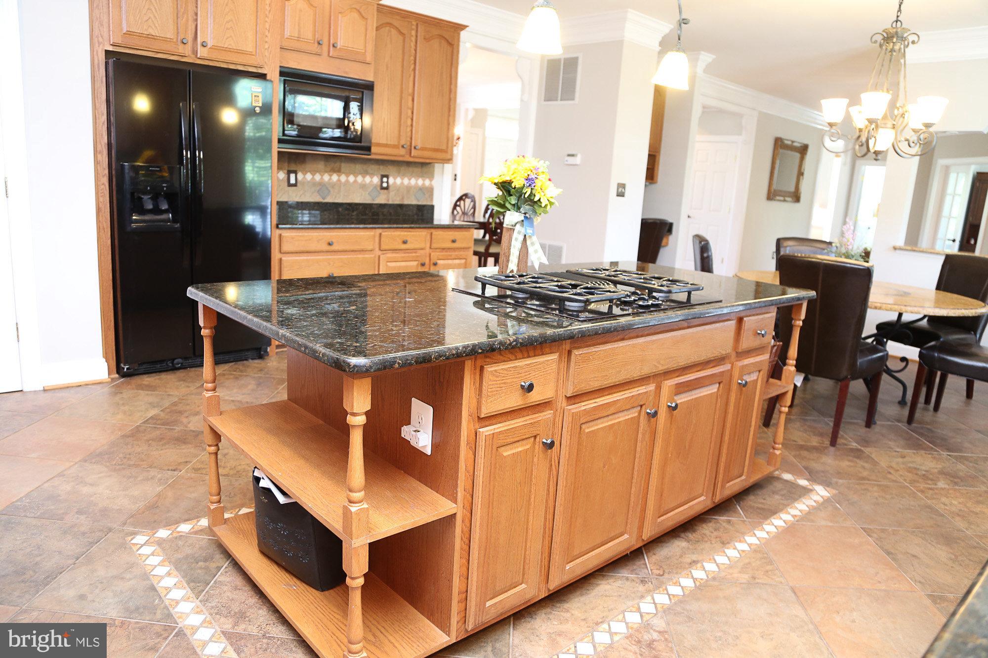 PEMBROOKE - Residential