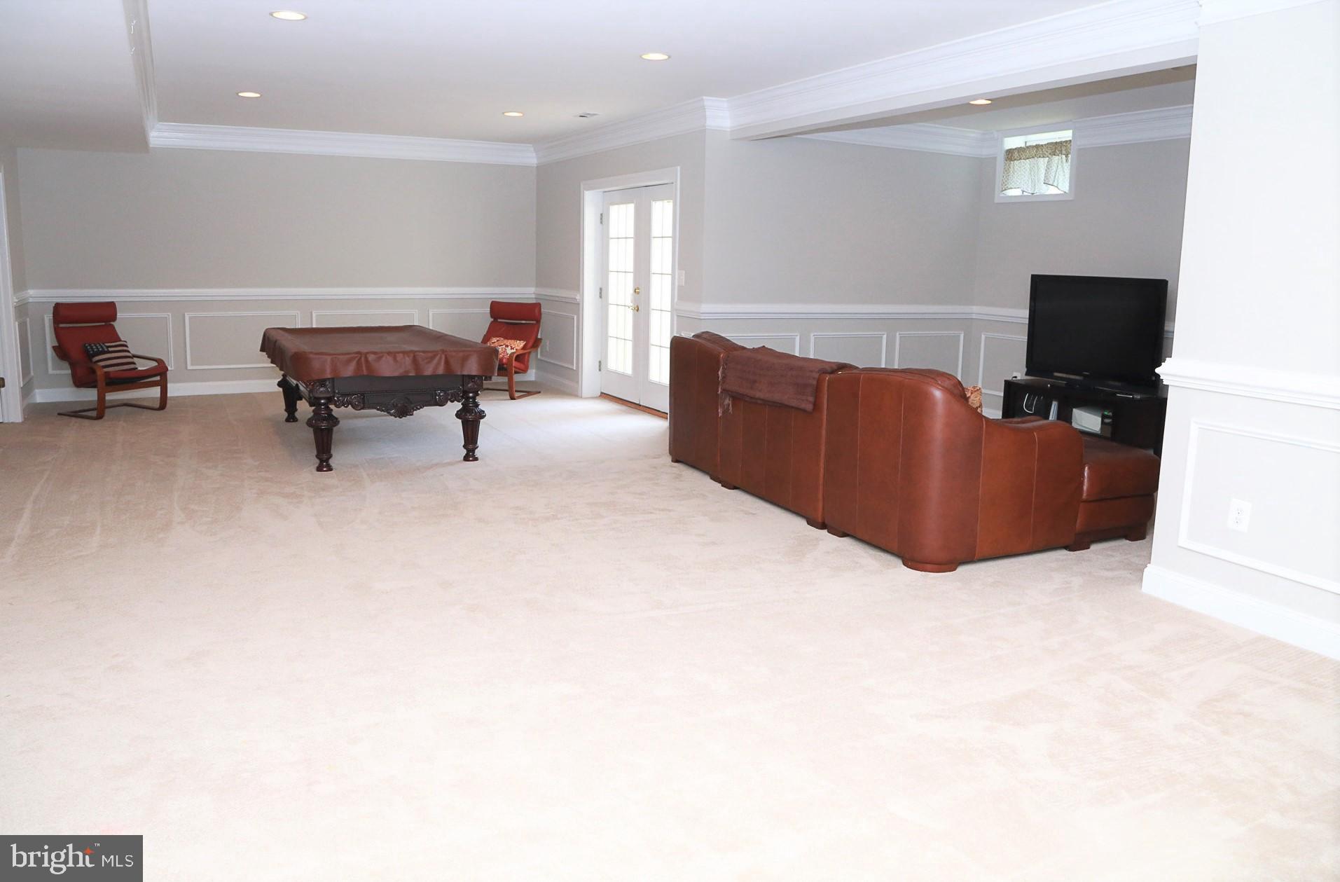 PEMBROOKE - Residential