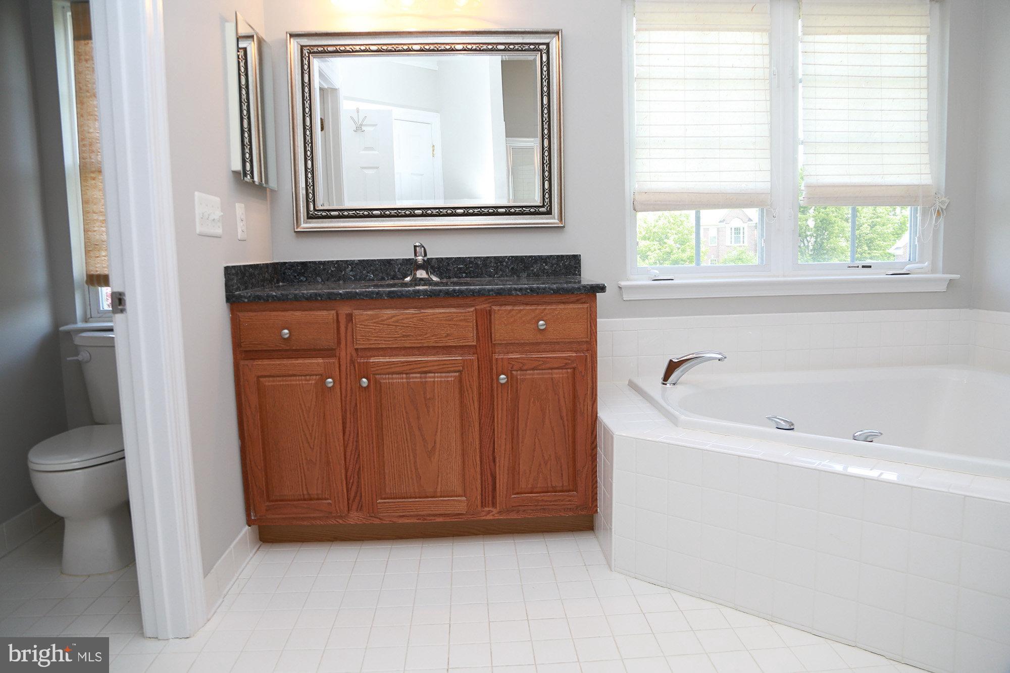 PEMBROOKE - Residential