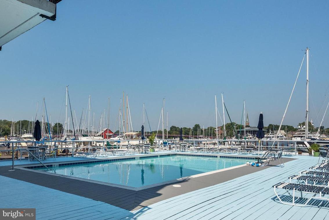 THE TECUMSEH - Residential