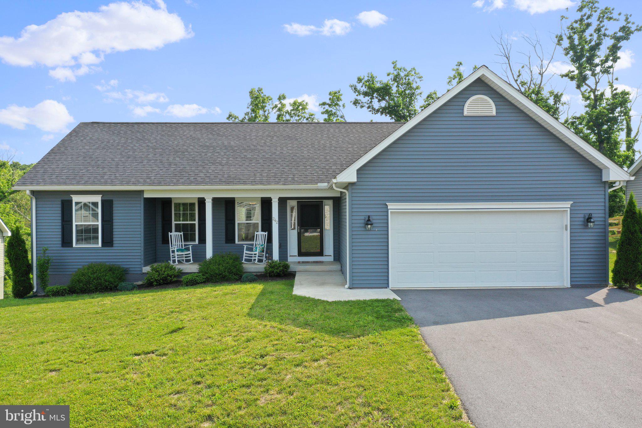 BRIDLE CREEK - Residential