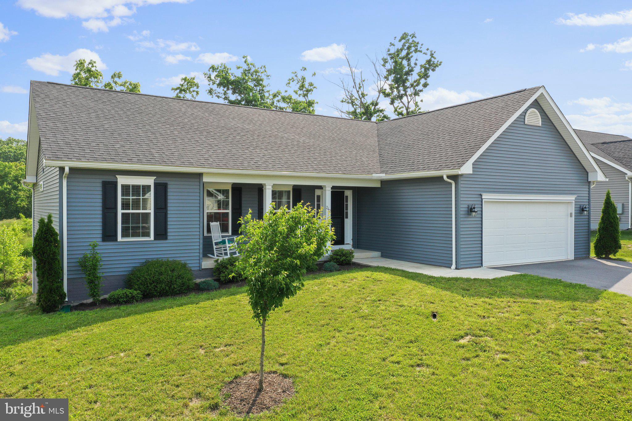 BRIDLE CREEK - Residential