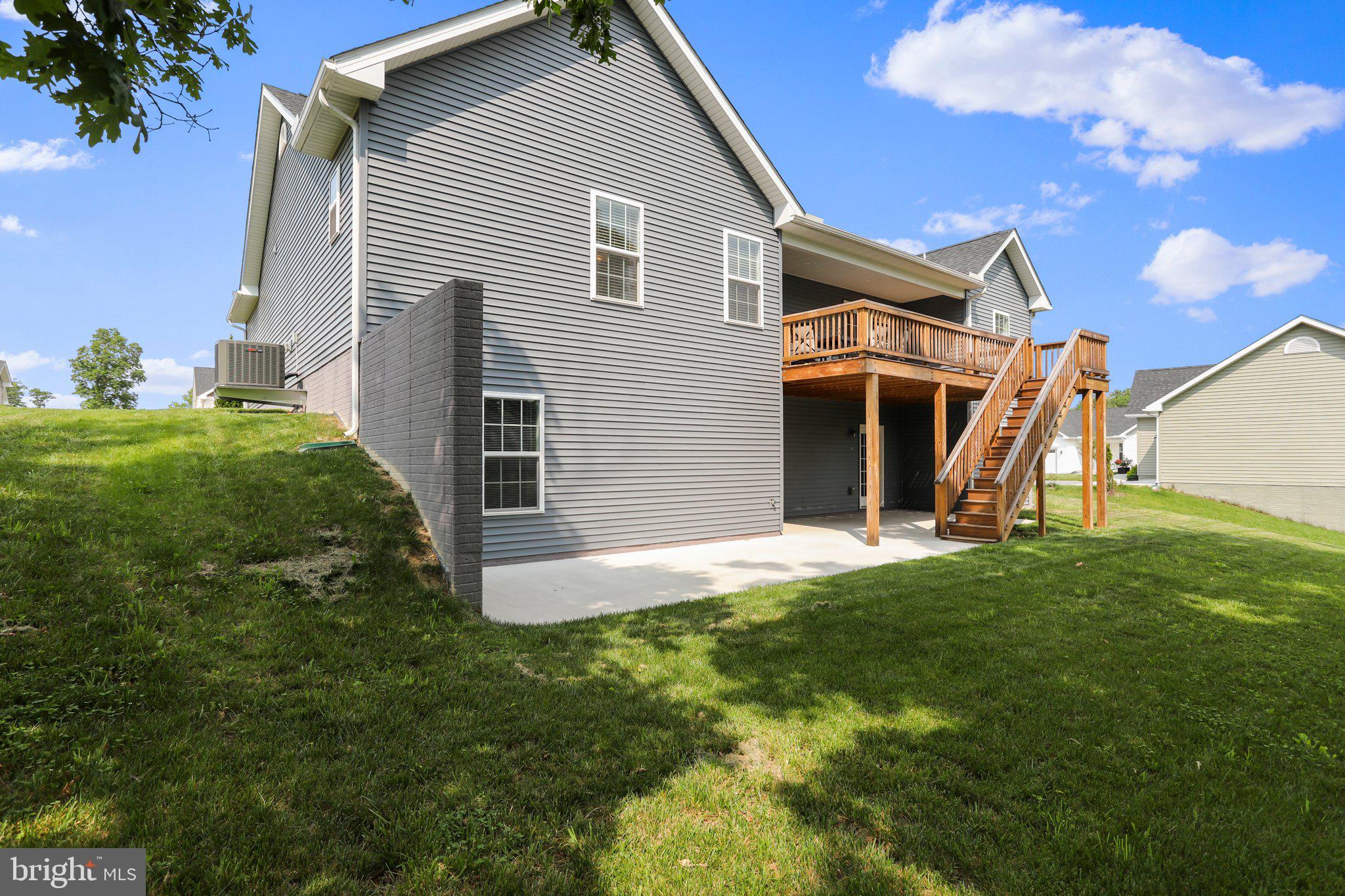 BRIDLE CREEK - Residential