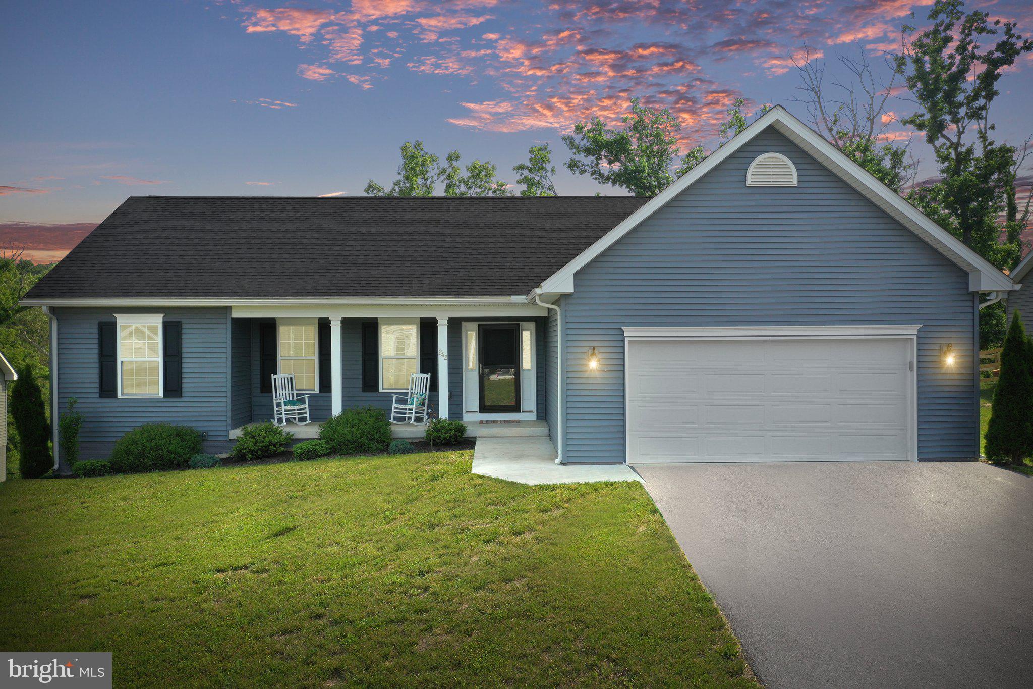 BRIDLE CREEK - Residential