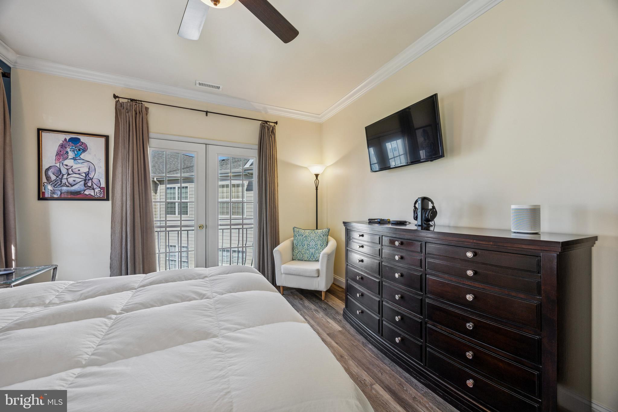 VILLAS AT PACKER PARK - Residential