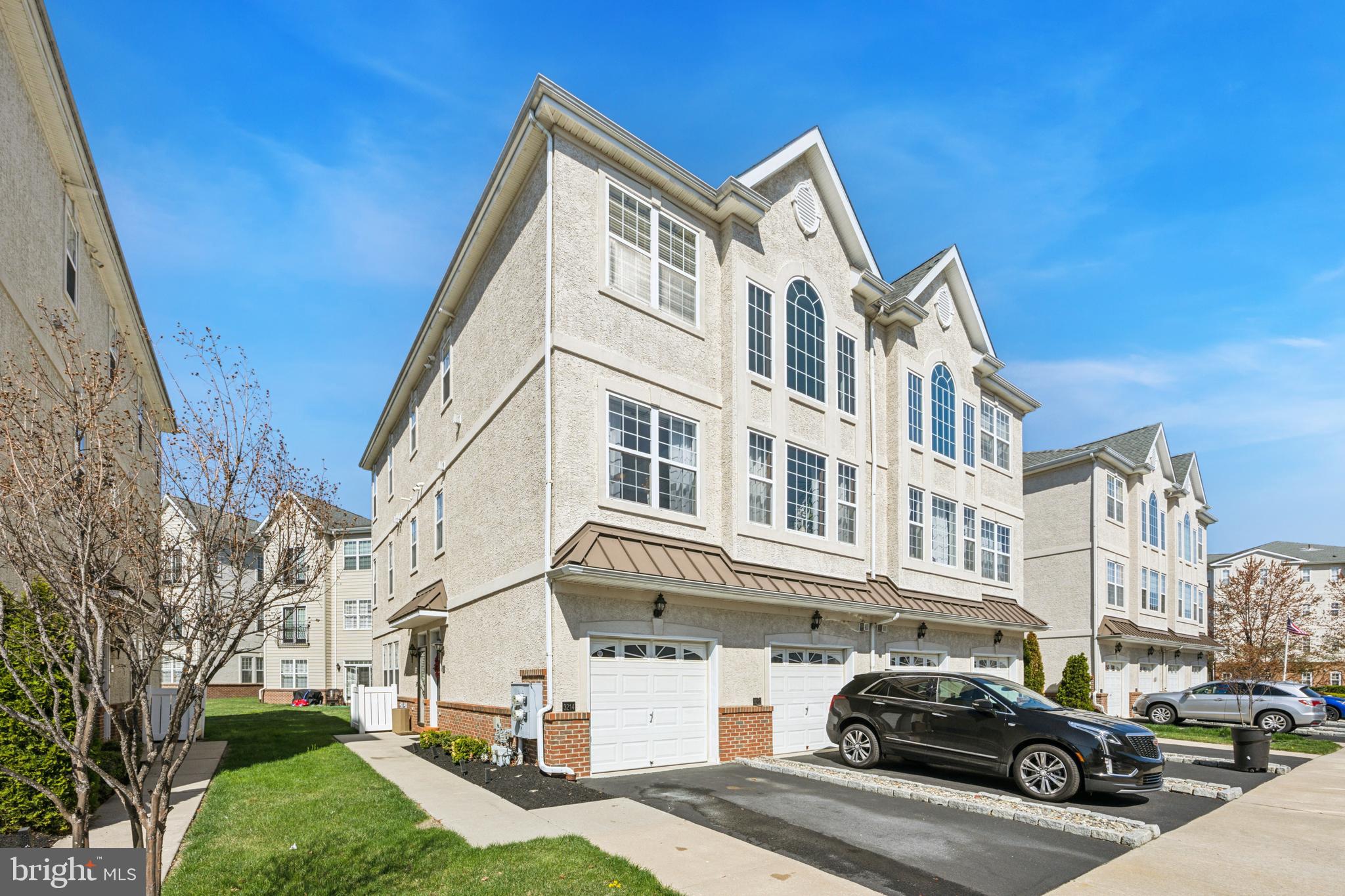 VILLAS AT PACKER PARK - Residential