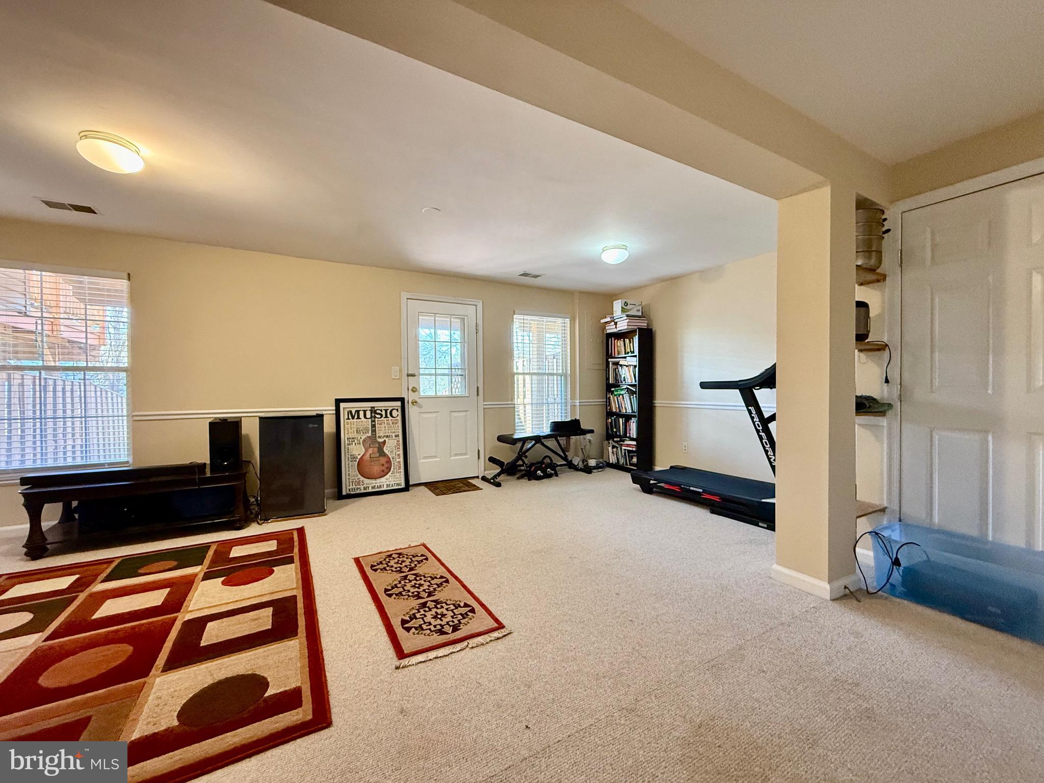 COMPTON VILLAGE - Residential Lease