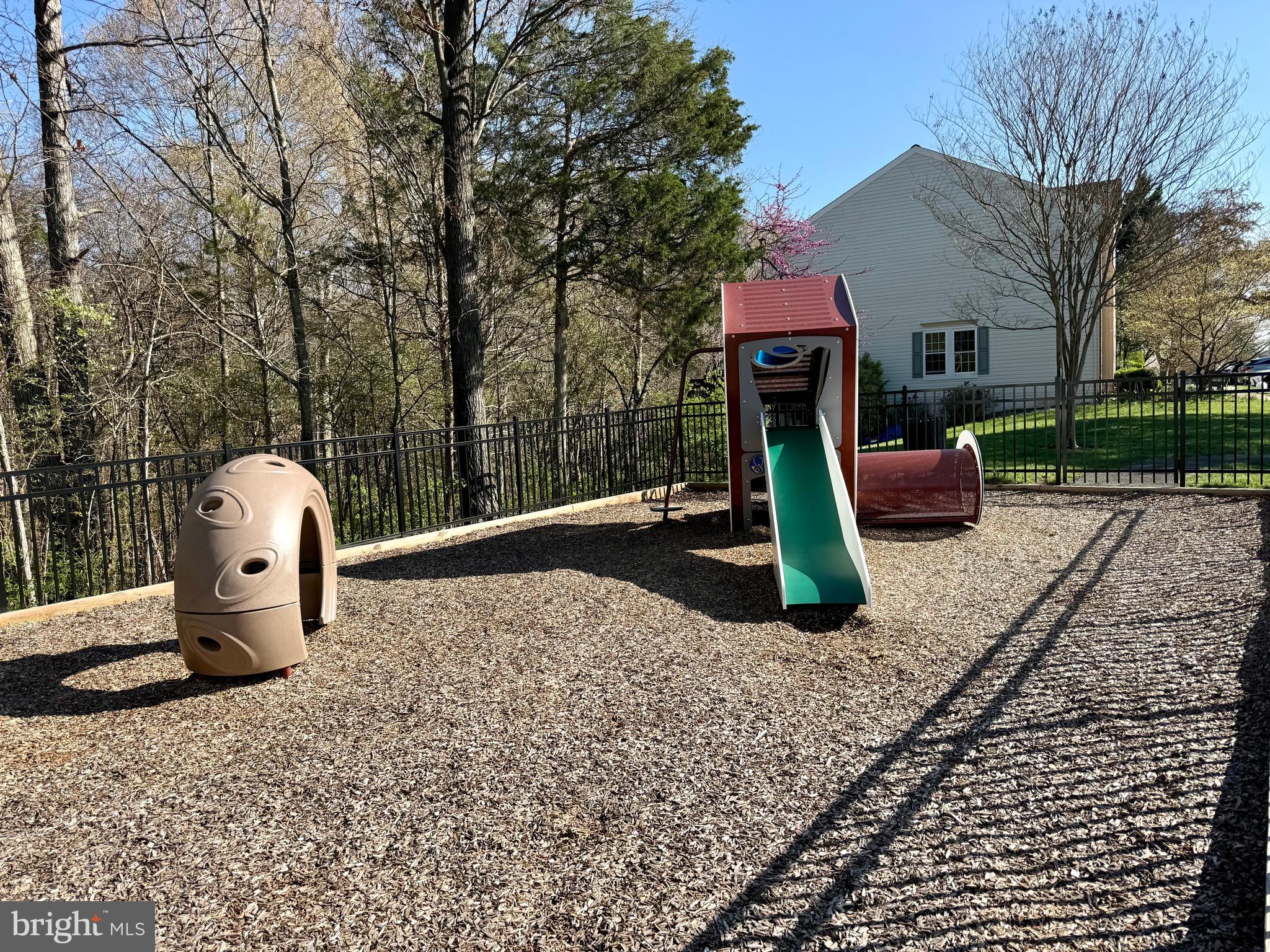 COMPTON VILLAGE - Residential Lease