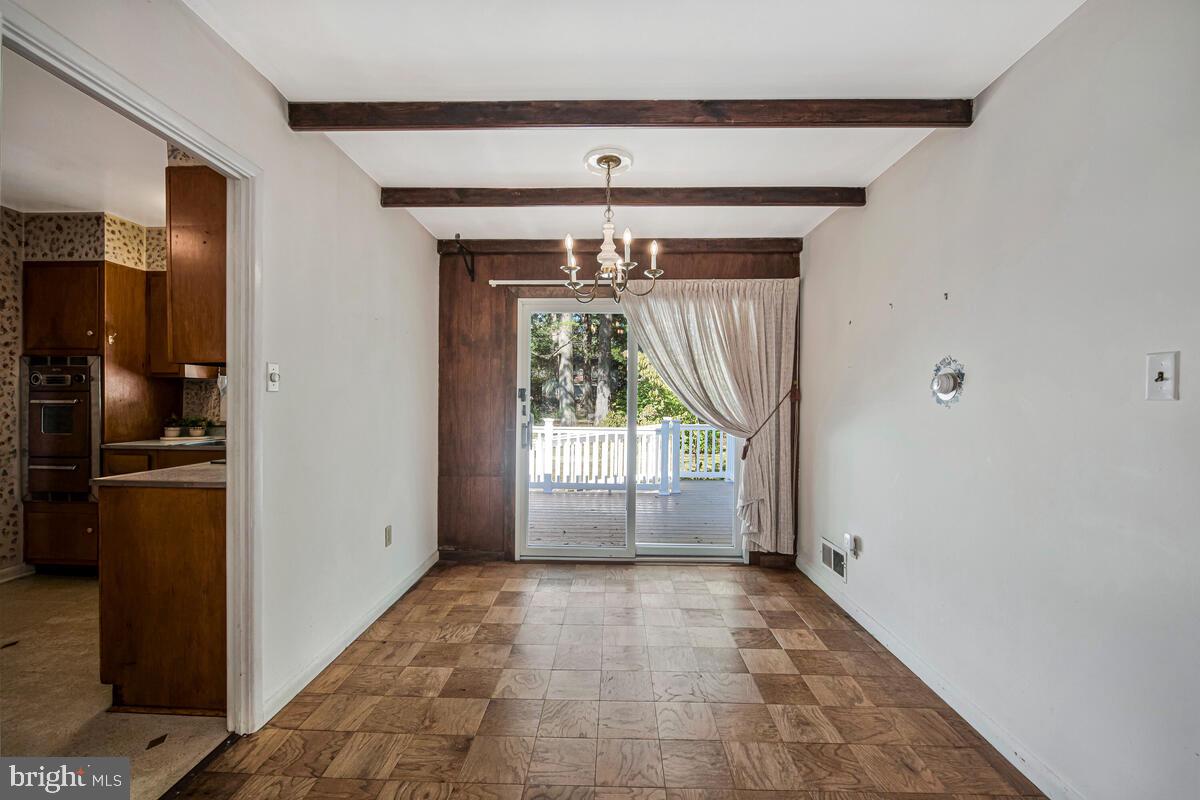 FAIRLAWN-LAUREL - Residential