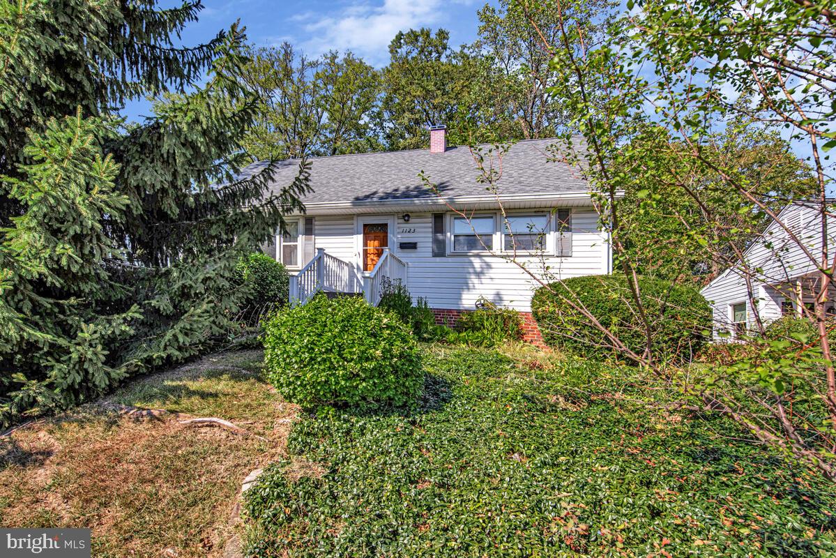 FAIRLAWN-LAUREL - Residential