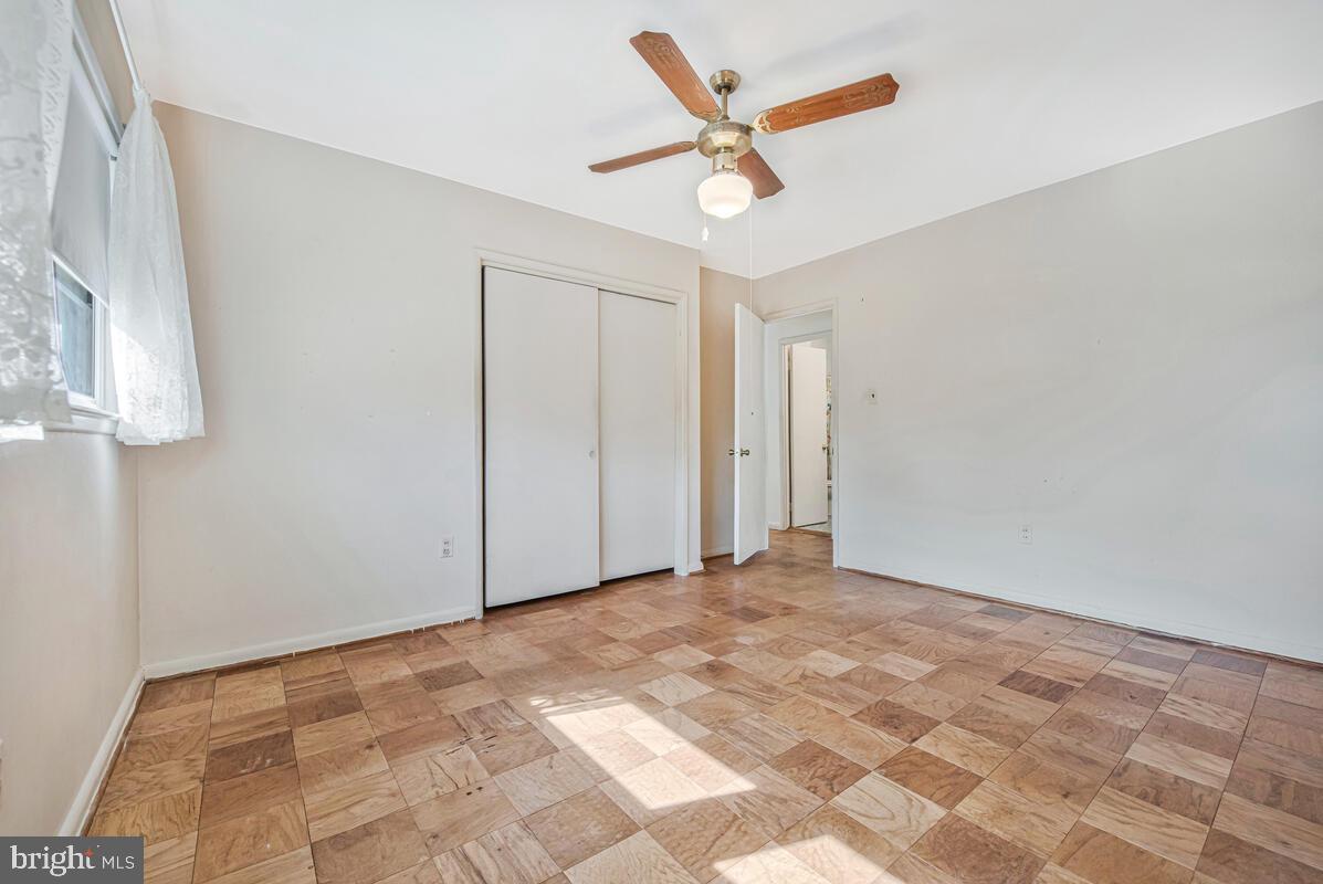 FAIRLAWN-LAUREL - Residential