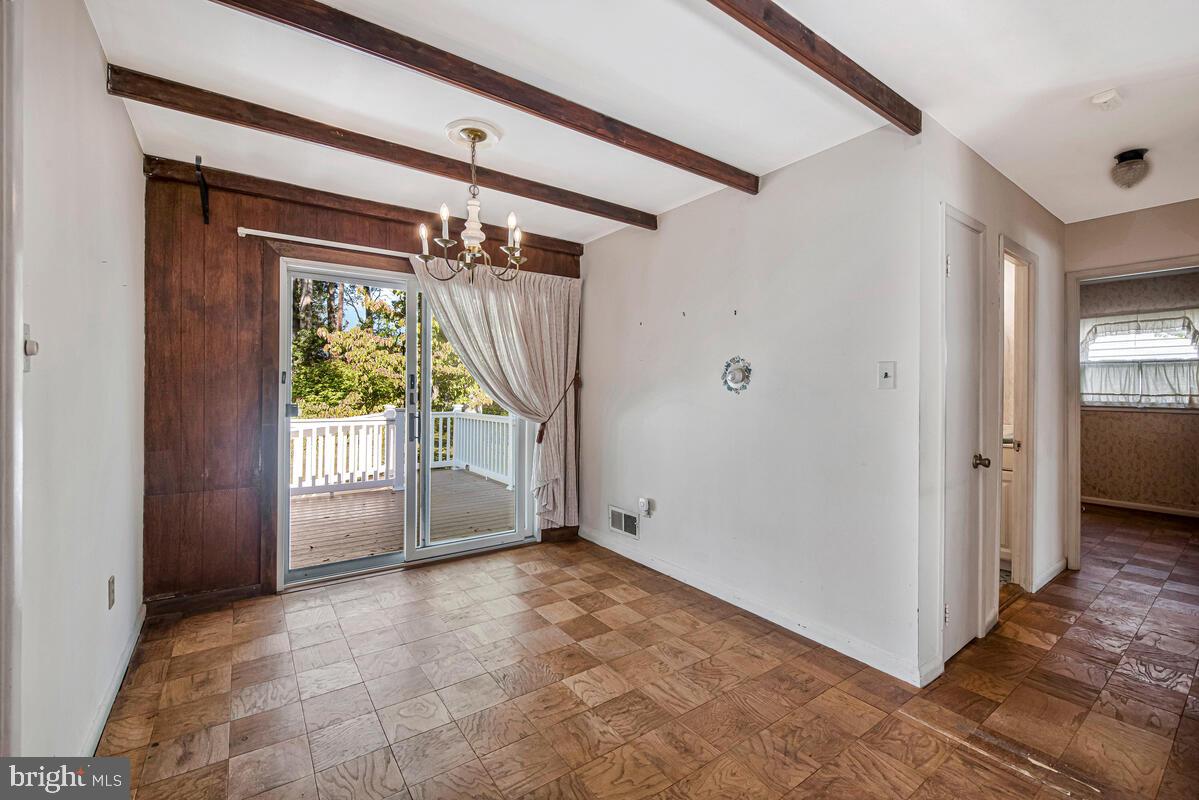 FAIRLAWN-LAUREL - Residential