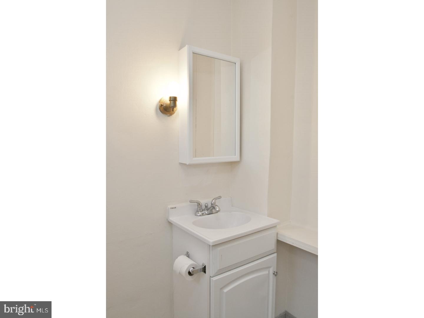 MANAYUNK - Residential Lease