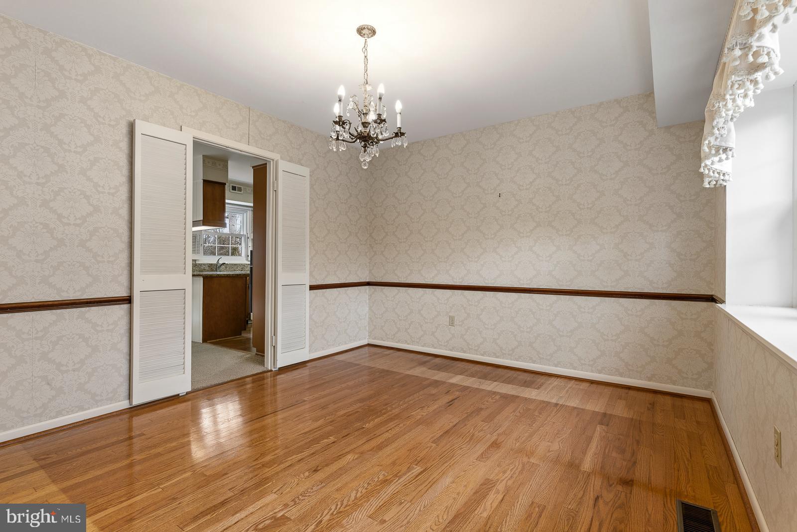 MONTPELIER - Residential