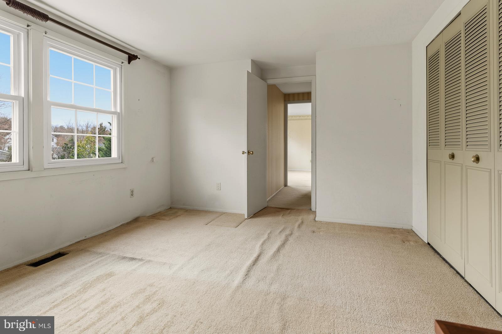 MONTPELIER - Residential