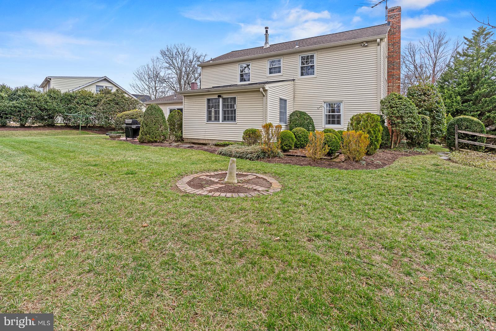 MONTPELIER - Residential