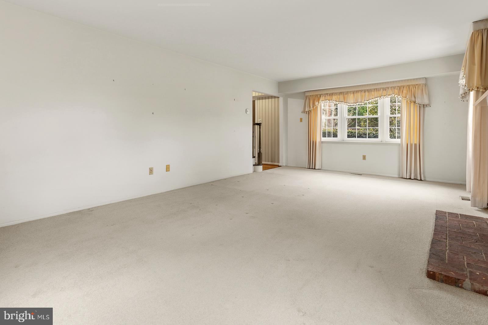 MONTPELIER - Residential