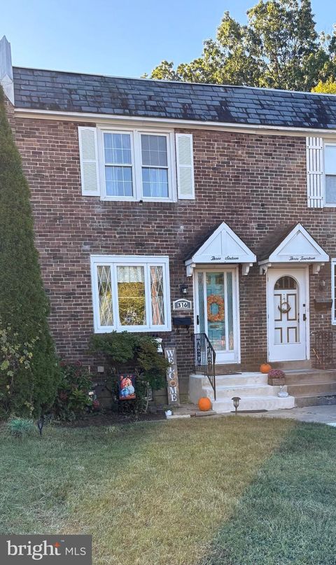 316 WESTMONT DRIVE COLLINGDALE PA 19023