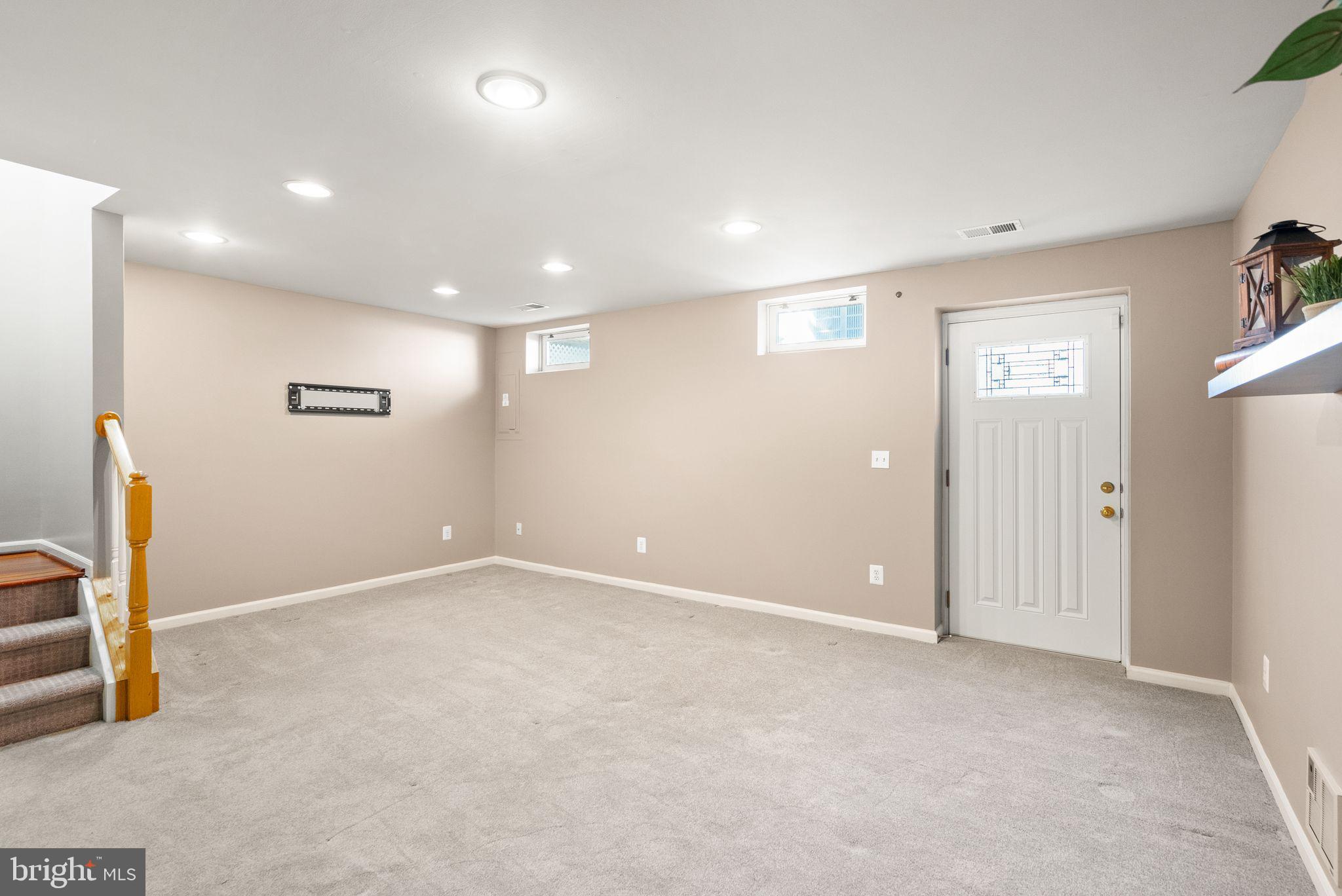 BELMONT FOREST - Residential