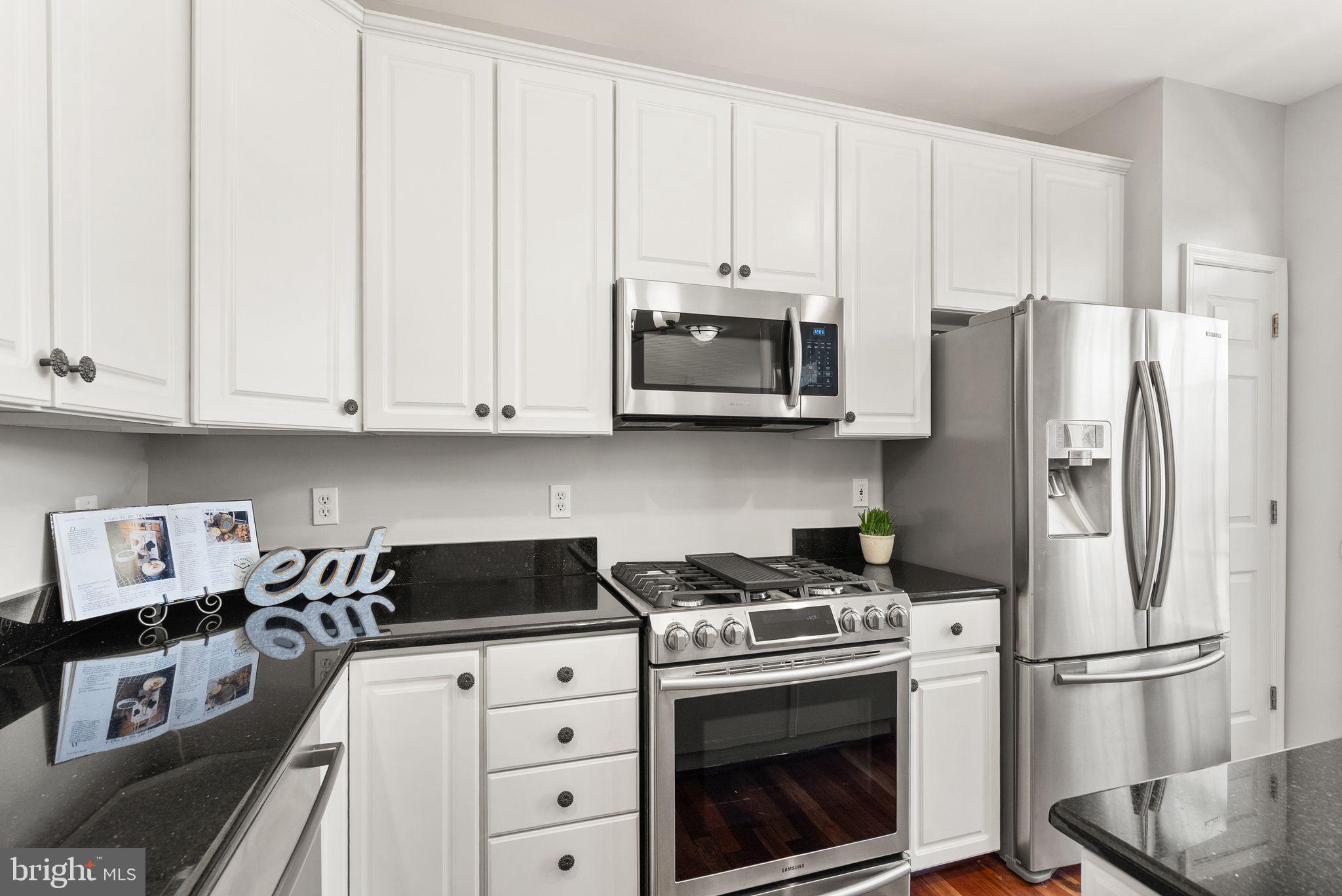 BELMONT FOREST - Residential