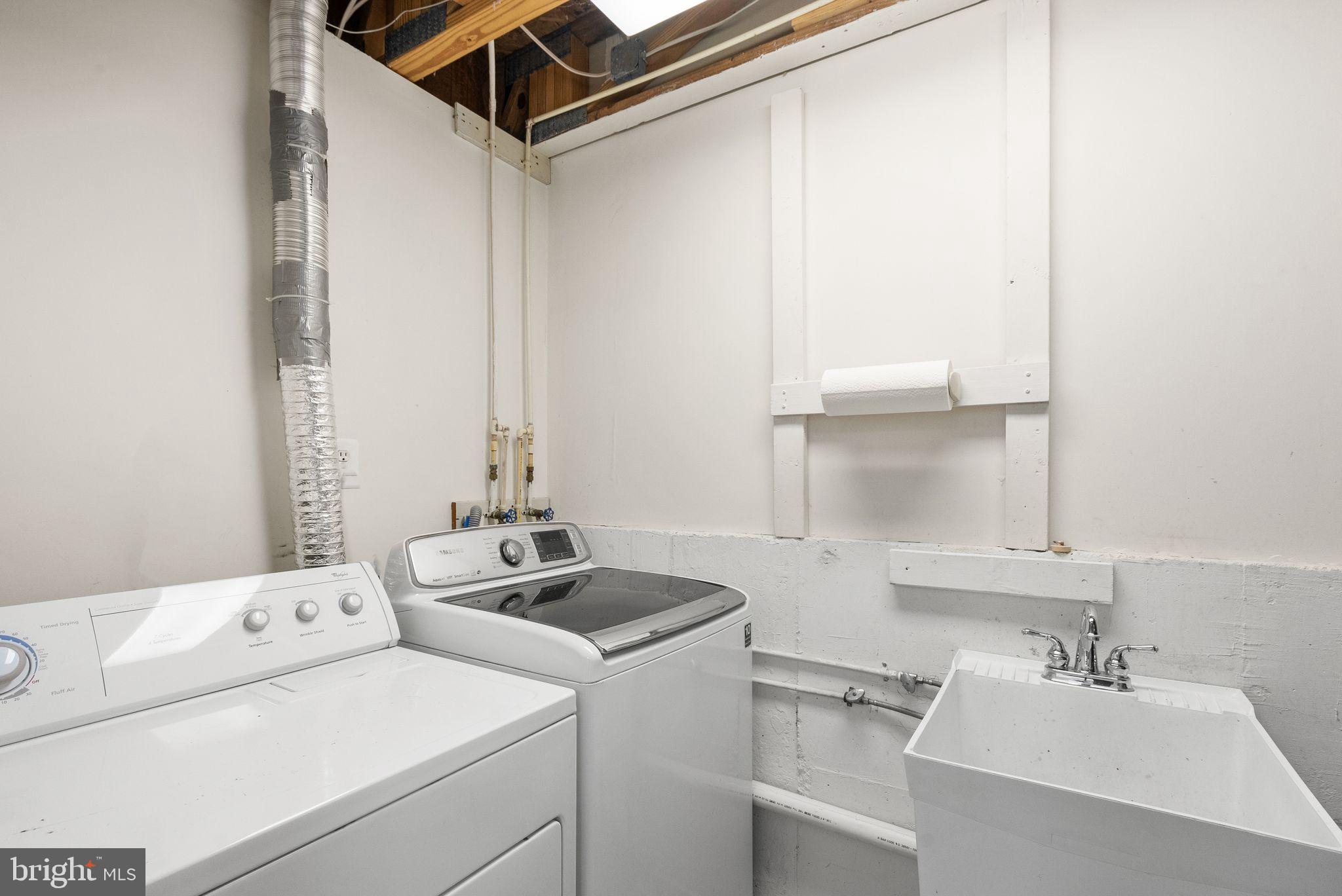 BELMONT FOREST - Residential