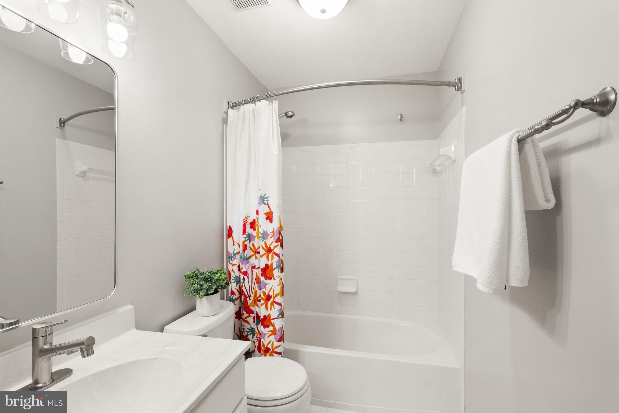 BELMONT FOREST - Residential