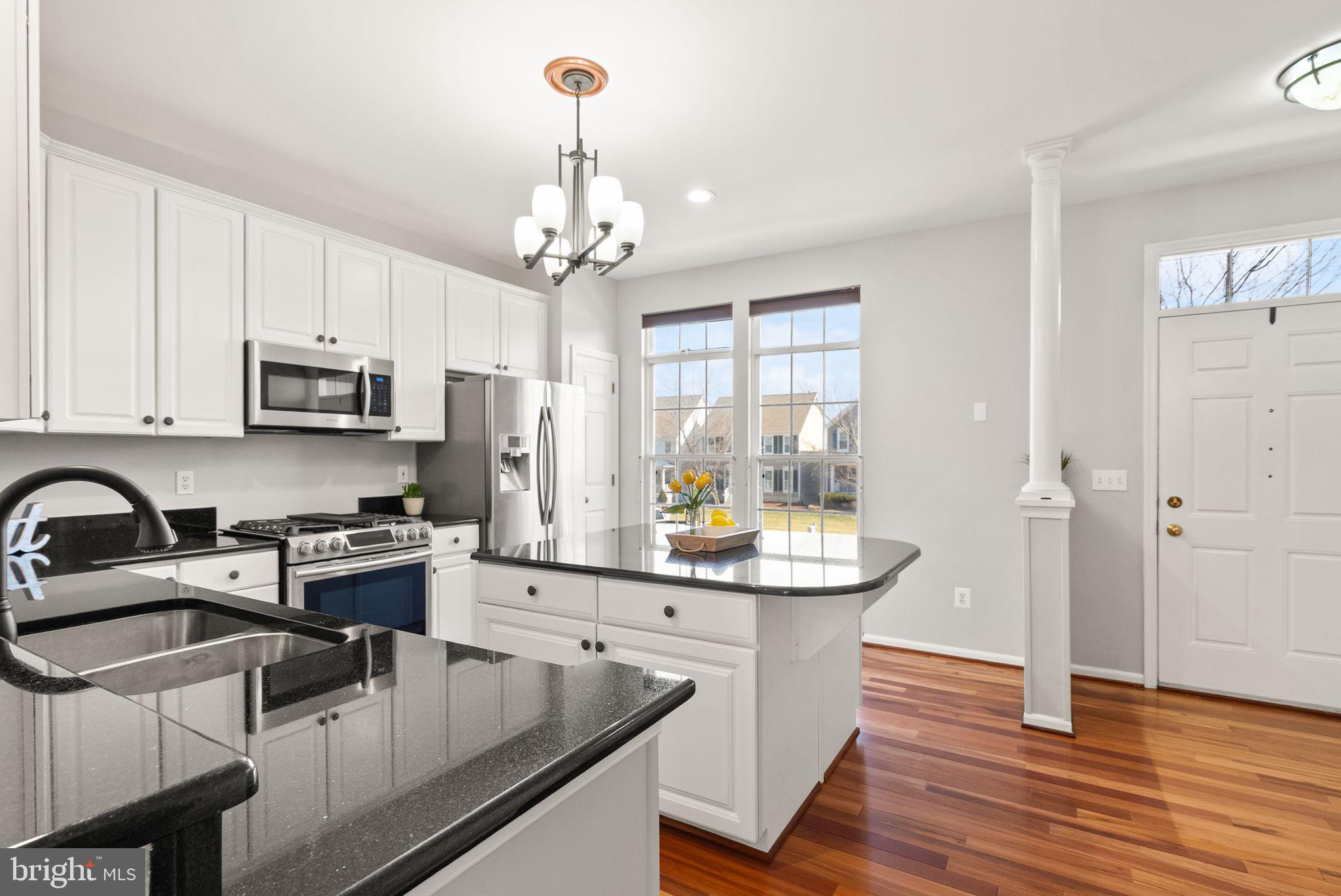 BELMONT FOREST - Residential