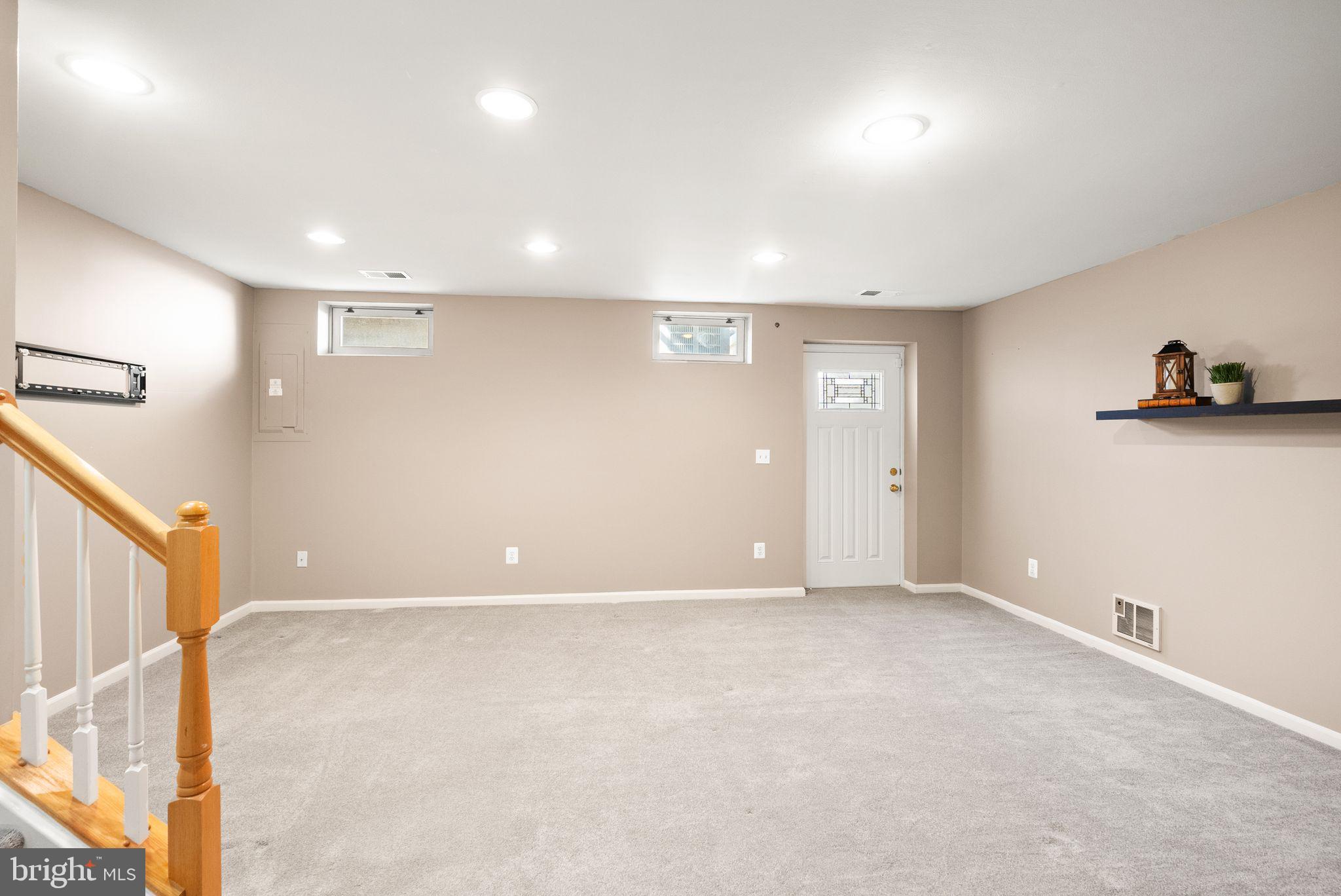 BELMONT FOREST - Residential