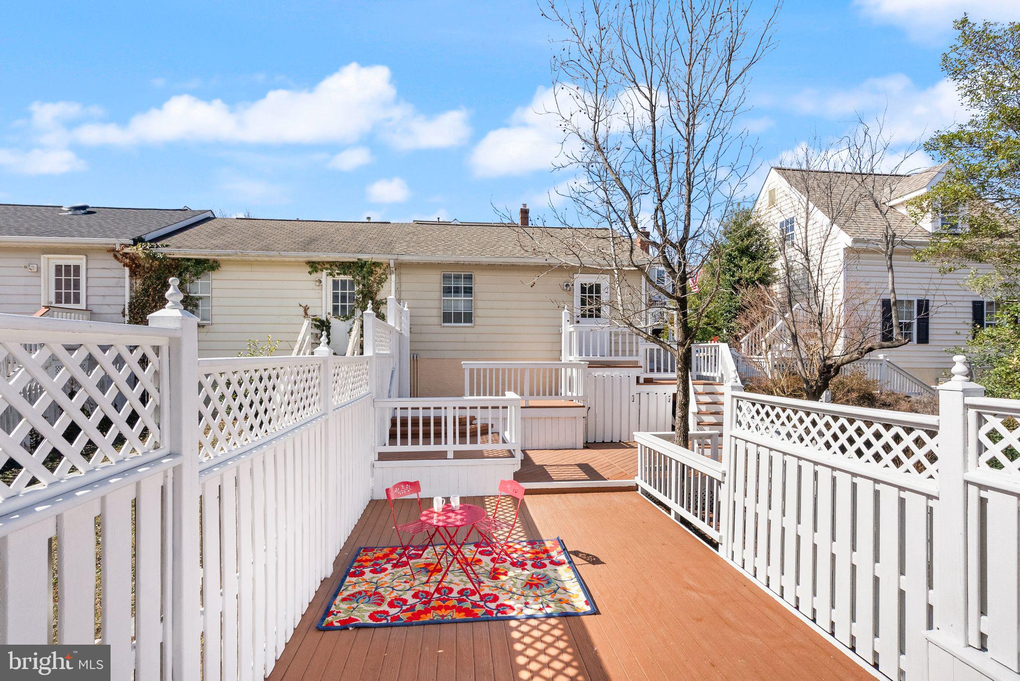 BELMONT FOREST - Residential