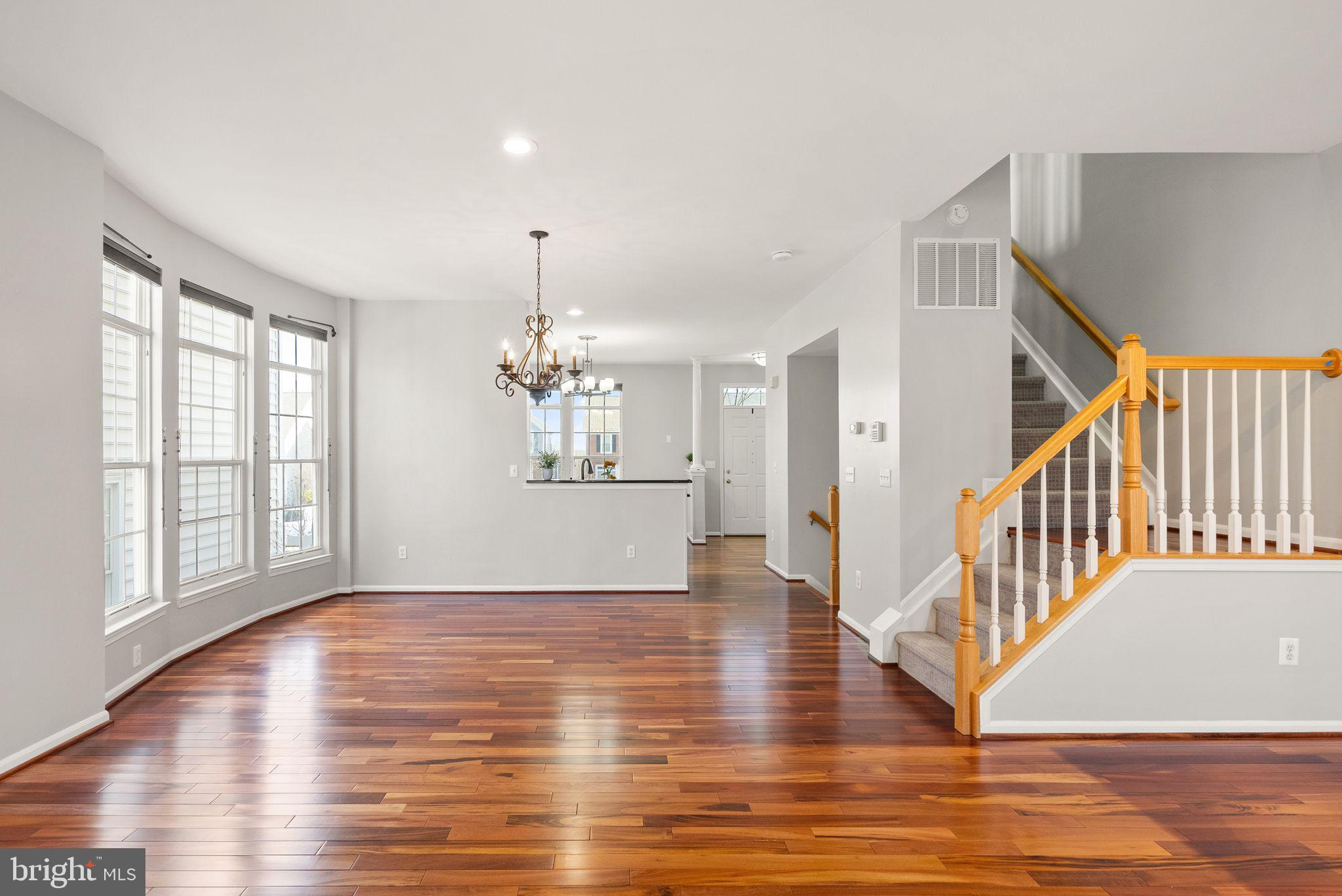 BELMONT FOREST - Residential