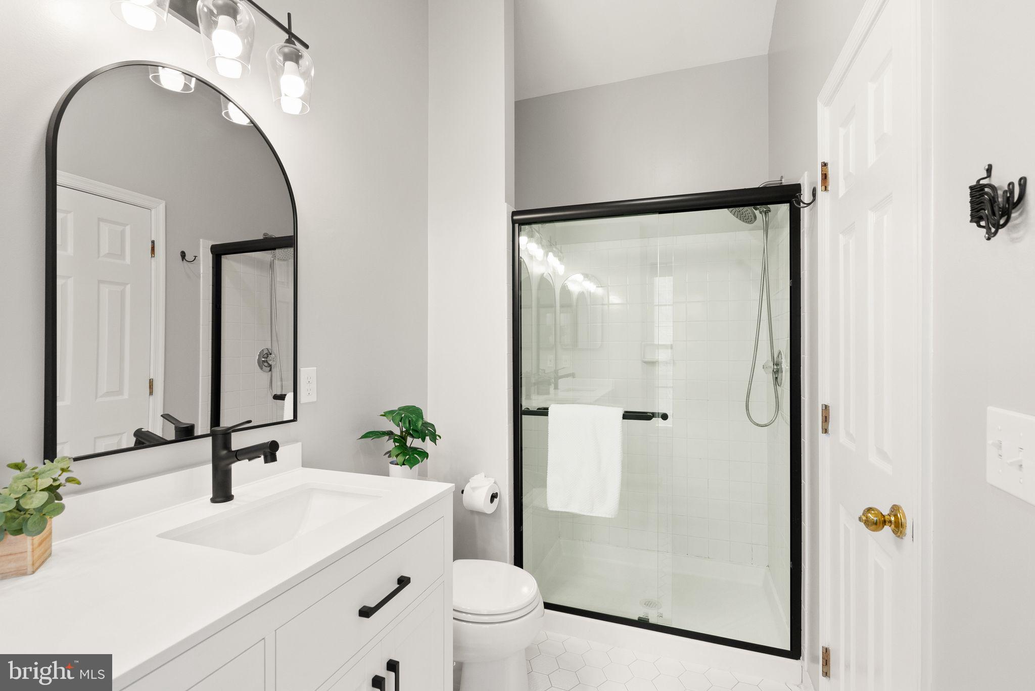 BELMONT FOREST - Residential