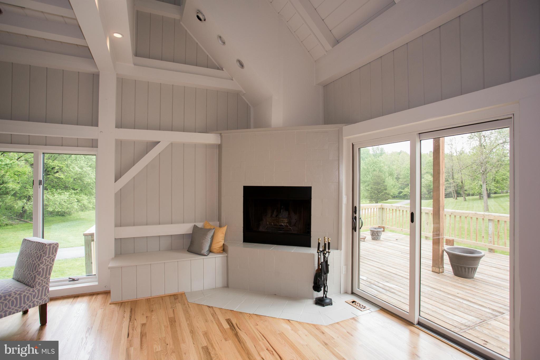 DARNESTOWN KNOLLS - Residential