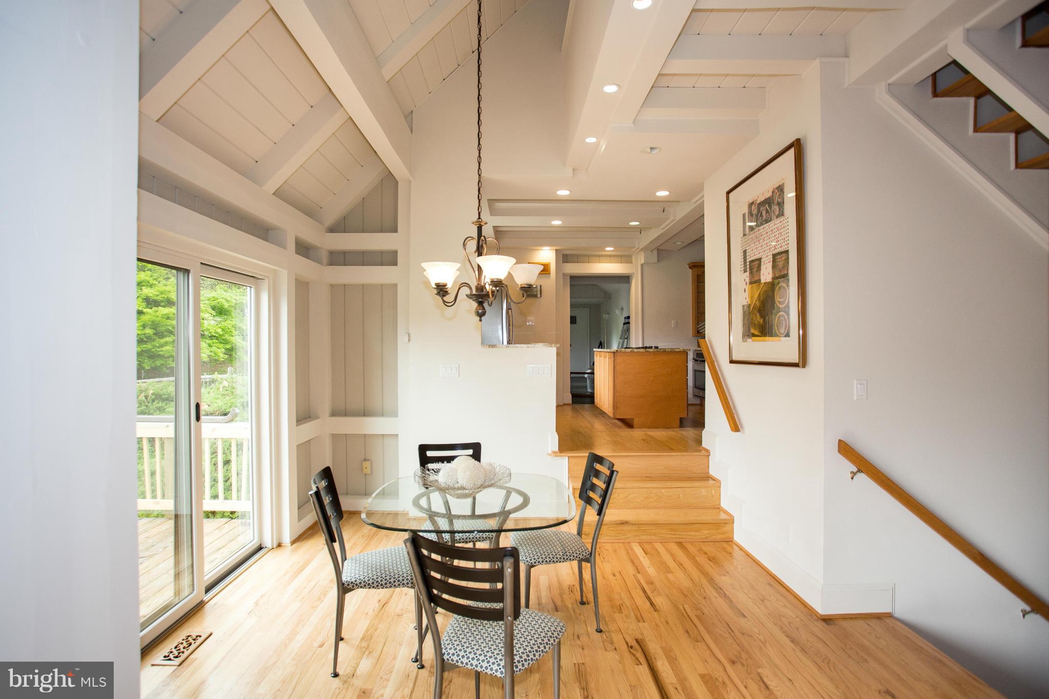 DARNESTOWN KNOLLS - Residential