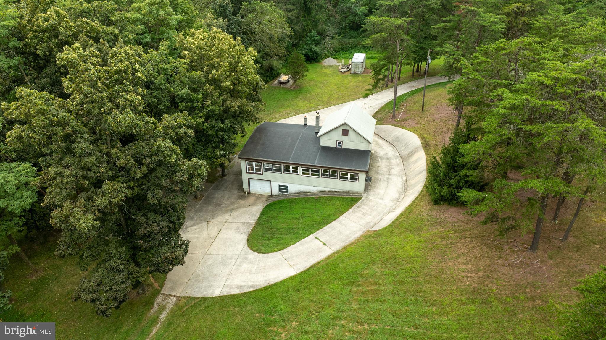 UPPER STRASBURG - Residential