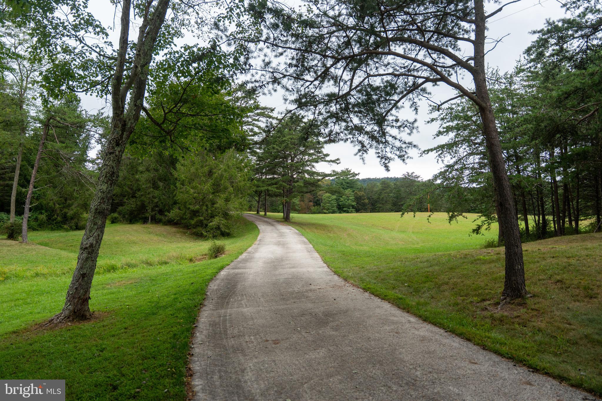 UPPER STRASBURG - Residential