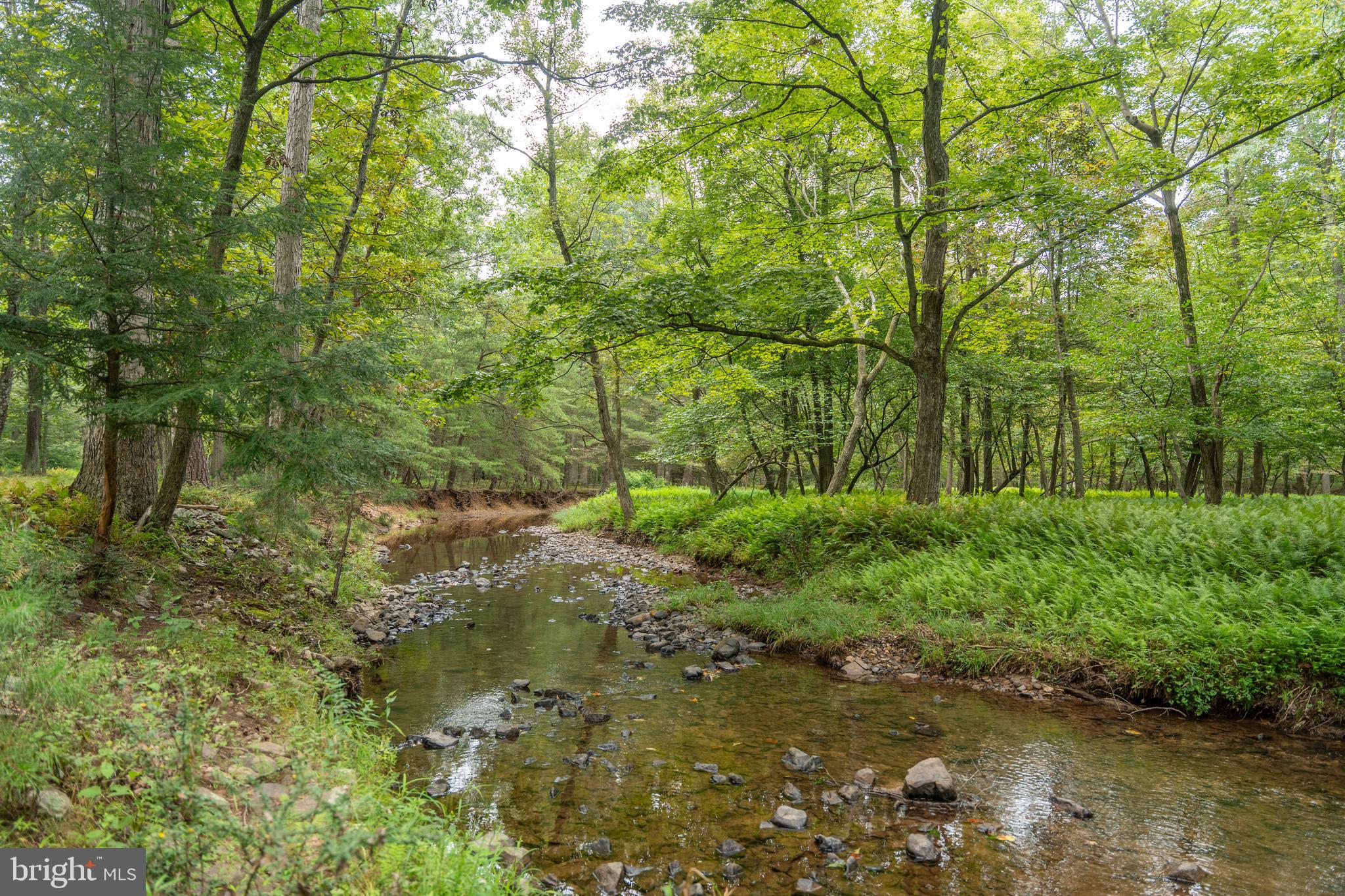 UPPER STRASBURG - Residential