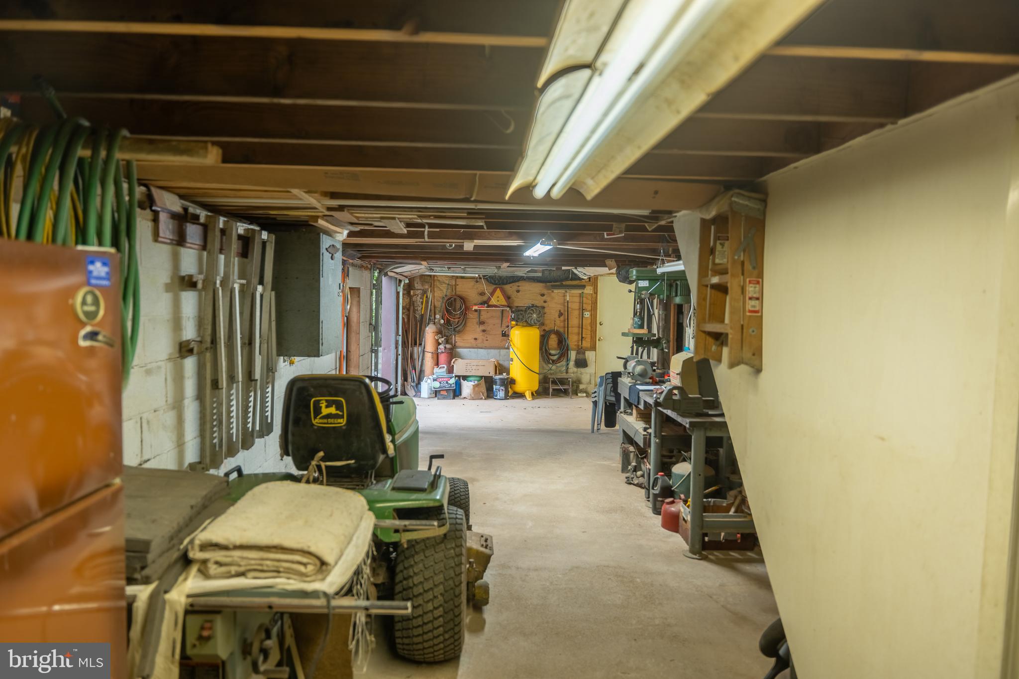 UPPER STRASBURG - Residential